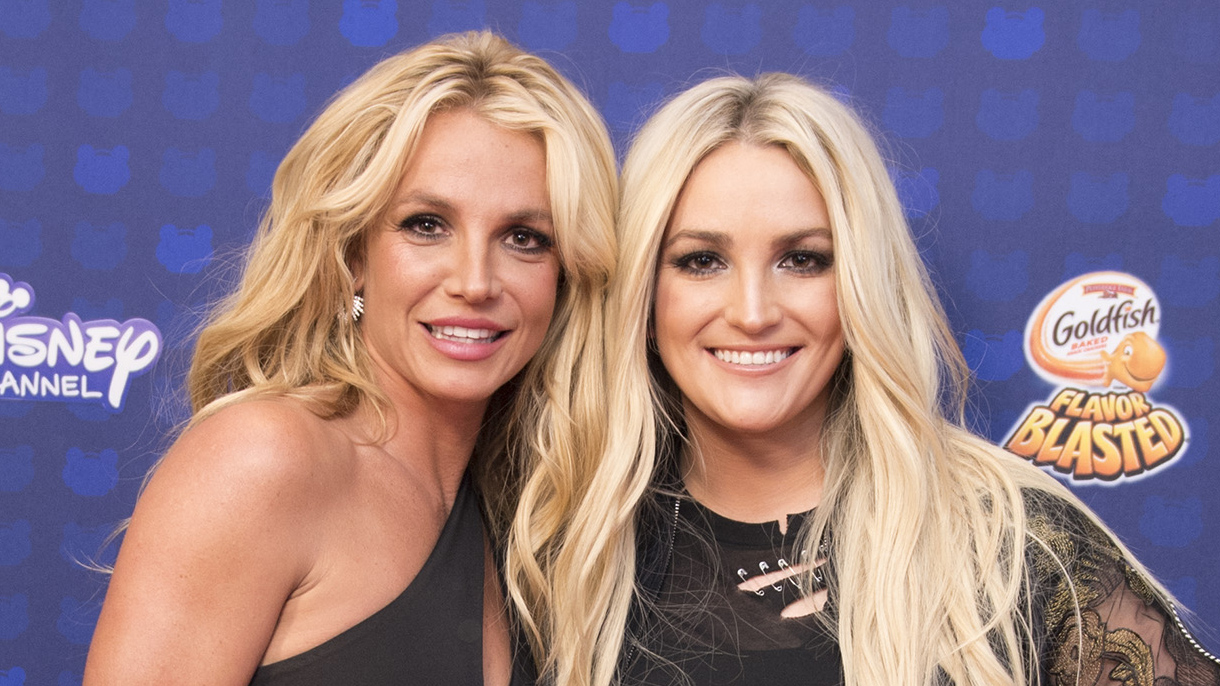 Britney Spears xé bỏ những người chỉ trích, cha cô Jamie và quyền giám hộ trong một bài đăng Instagram gay gắt