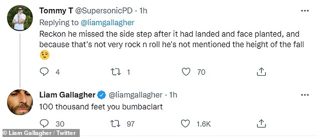 Joker: Trong thời trang thực sự của Liam Gallagher, rocker đã tiếp tục thao túng những người theo dõi của mình, những người có rất nhiều câu hỏi liên quan đến các chi tiết của vụ tai nạn.