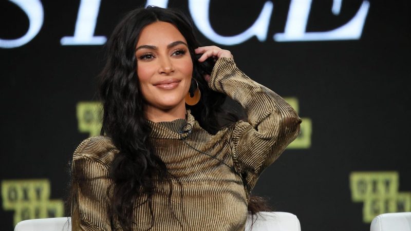 Kim Kardashian không phải đang xây dựng một hầm trú ẩn trong một hầm trú ẩn của ngày tận thế, Kri nói - Tôi có nghĩa là một nguồn bí mật bên trong

