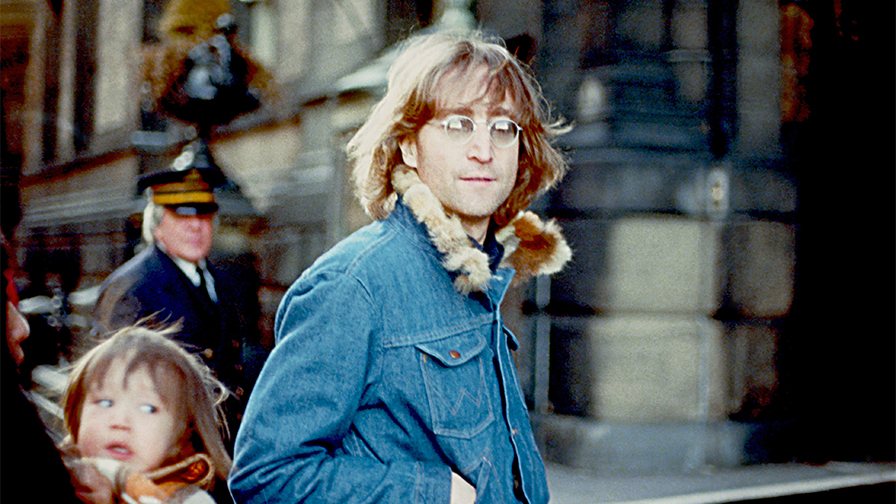 Vinh danh John Lennon bởi Paul McCartney và Yoko Ono vào sinh nhật lần thứ 81 của ông
