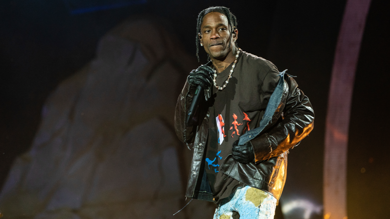 Thảm kịch lễ hội Astroworld: Luật sư Thomas J. Henry ở Texas nộp đơn kiện 2 tỷ đô la chống lại Travis Scott, Live Nation, v.v.

