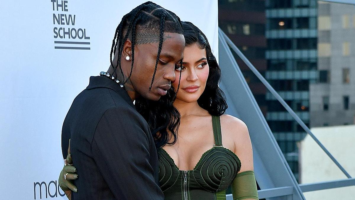 Travis Scott, Kylie Jenner, rapper liên tục bị sốc: Nguồn