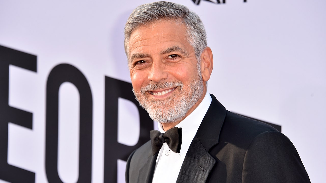 George Clooney giải thích lý do tại sao anh ấy từ chối 35 triệu đô la trong ngày trả lương cho ‘một ngày làm việc’ trên quảng cáo hàng không