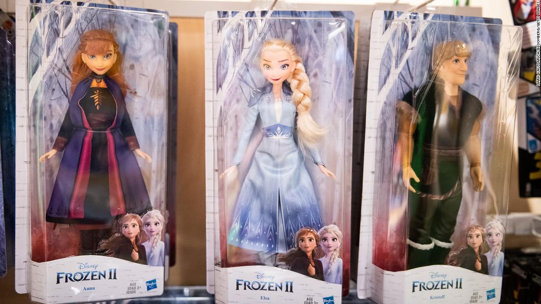 Đồ chơi Công chúa Disney và Elsa và Anna của Frozen sắp trở lại Mattel