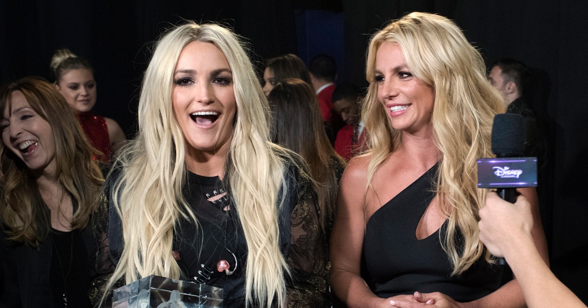 Britney Spears nói rằng cô ấy yêu em gái Jamie Lynn giữa một cuộc tranh cãi trên mạng xã hội