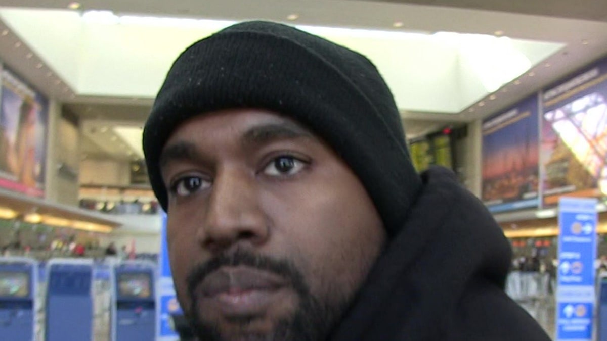 Vụ án pin của Kanye West, cảnh sát nói rằng bằng chứng là đủ để buộc tội hình sự
