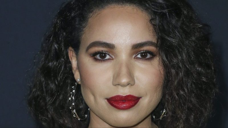 Jurnee Smollett gọi Cook County '#FreeJussie' - Hạn chót

