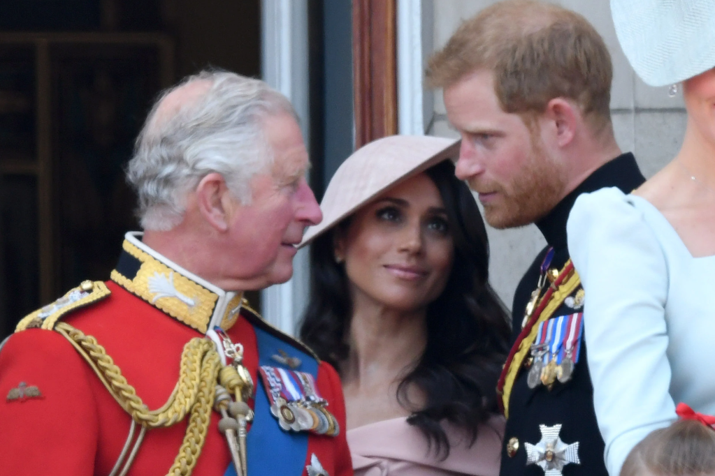 Cuộc gặp ma của Hoàng tử Harry với Charles kéo dài 15 phút: Báo cáo