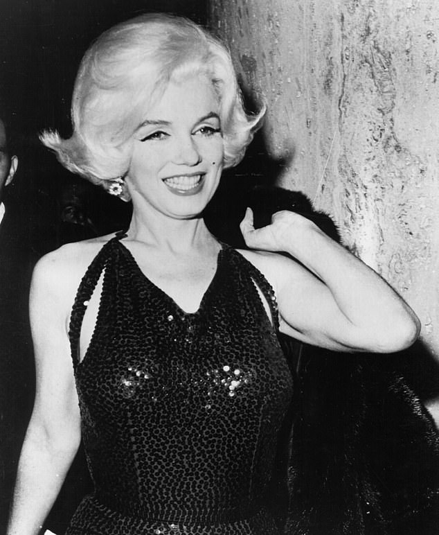 Biểu tượng Hollywood: Monroe được chiếu vào tháng 3 năm 1962 tại Lễ trao giải Quả cầu vàng ở Beverly Hills