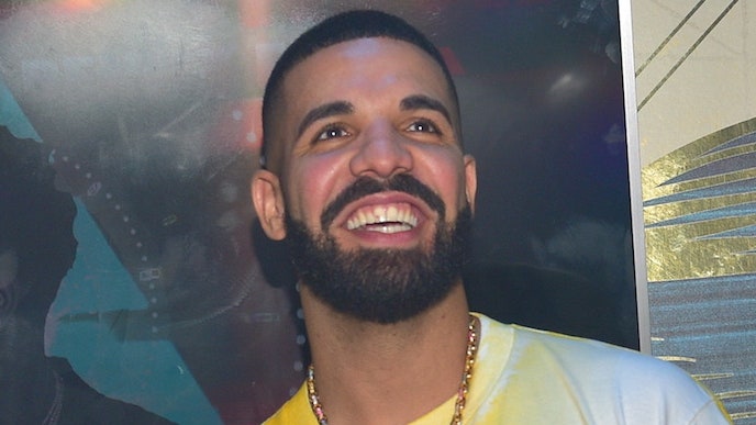 Drake đang thành thật phát hành một album mới, Nevermind Tonight

