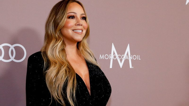 Mariah Carey đối mặt với vụ kiện về 'All I Want For Christmas Is You'

