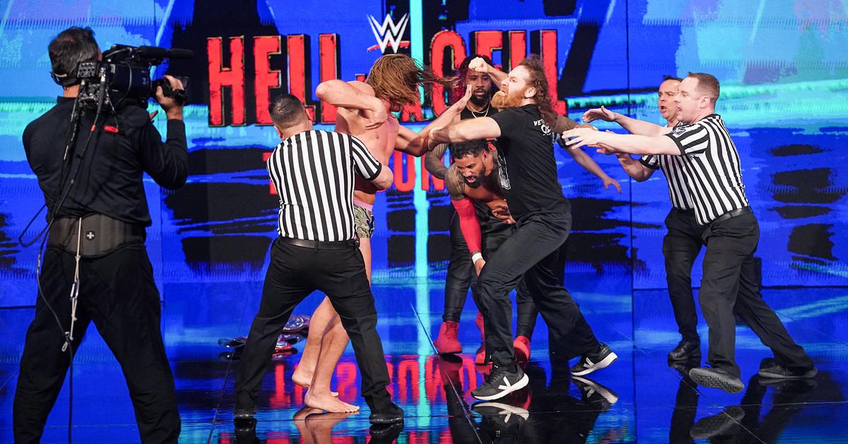 Tóm tắt và phản ứng của WWE SmackDown (ngày 3 tháng 6 năm 2022): Riddell