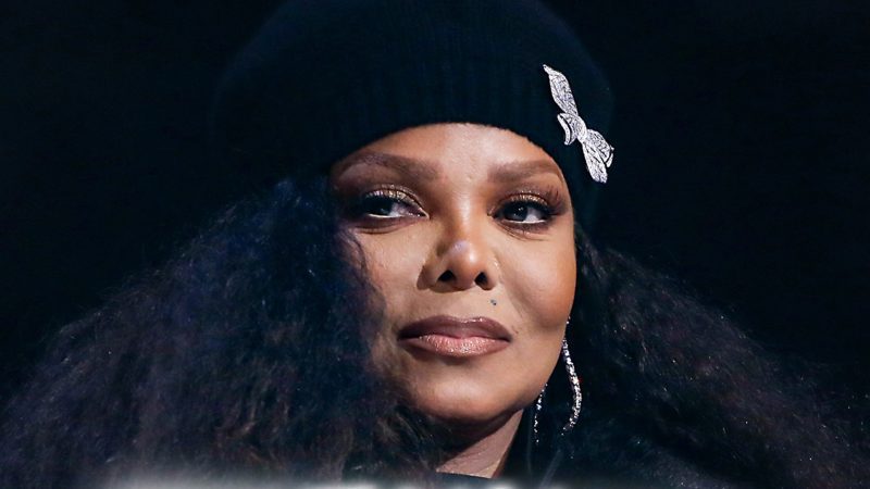 Janet Jackson mất giọng tại Lễ hội Essence, ngừng hoạt động vào cuối tuần

