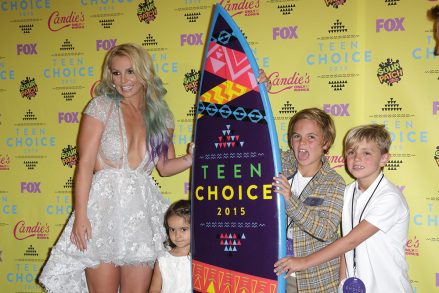 Britney Spears với giải Kids Teen Choice Awards, Phòng họp báo, Los Angeles, Hoa Kỳ - ngày 16 tháng 8 năm 2015
