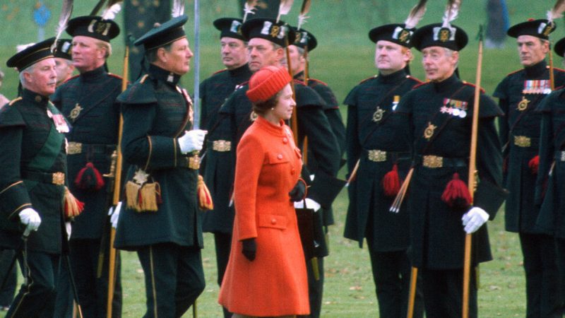 Phong cách của Nữ hoàng Elizabeth II đã định hình thế giới như thế nào

