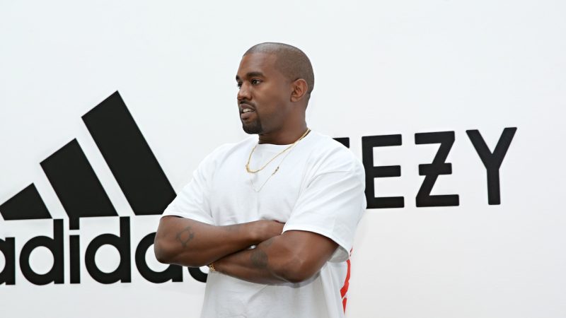 Áp lực đang gia tăng đối với Adidas để cắt đứt quan hệ với Kanye West và Yeezy

