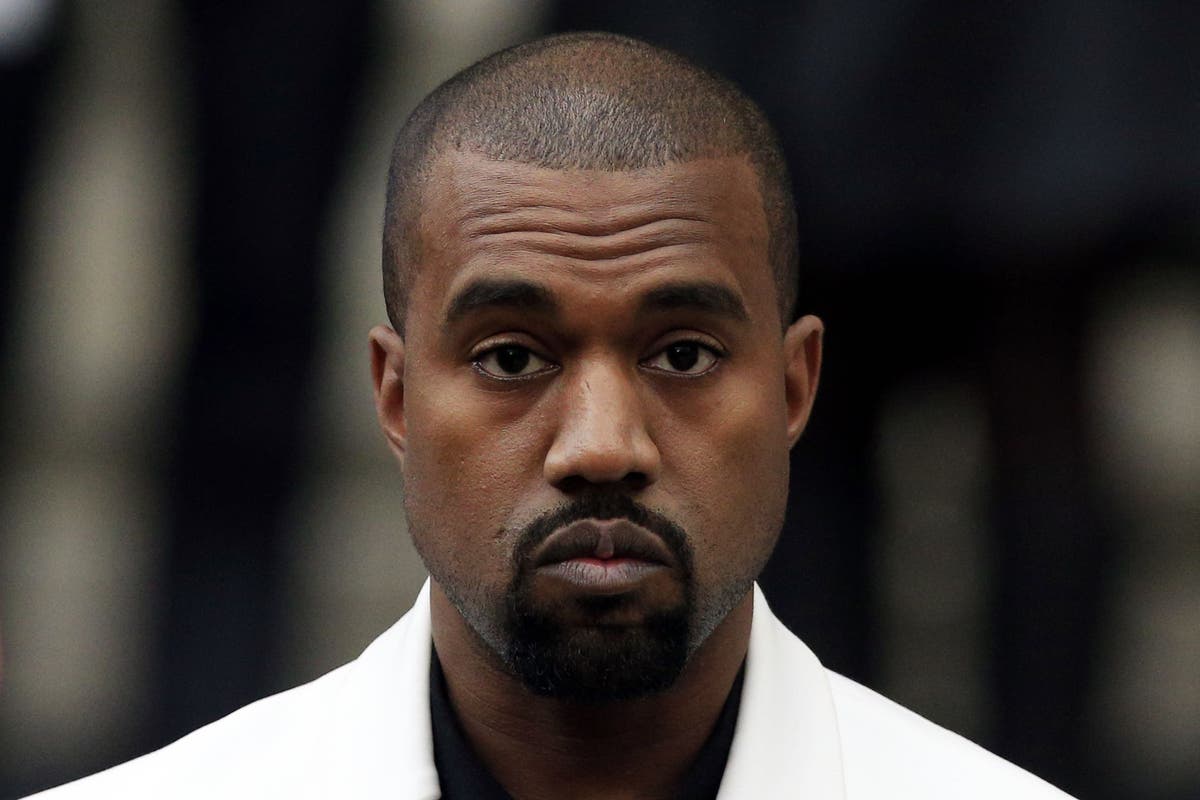Kanye West News – Mới nhất: Rapper bị cáo buộc muốn đặt tên cho album 2018 của Ye là ‘Hitler’