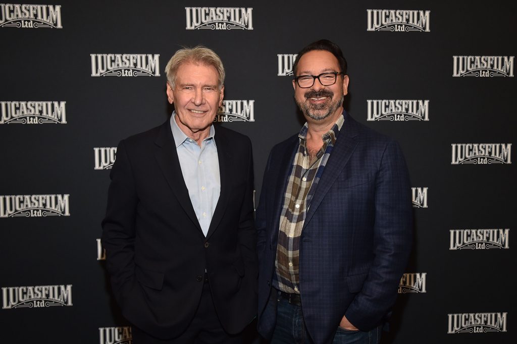 Harrison Ford và James Mangold tham dự buổi thuyết trình của hãng phim tại Lễ kỷ niệm Chiến tranh giữa các vì sao cho phần thứ năm của loạt phim 